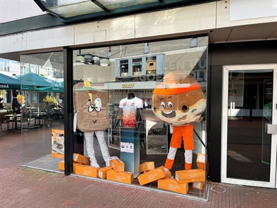 Levensgrote Klaasje vergezelt Krollie