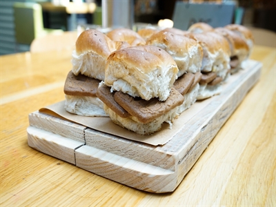 Bestel bij je inschrijving meteen krollen met speculaas!